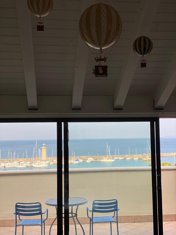 Molino Apartments Desenzano del Garda Bagian luar foto