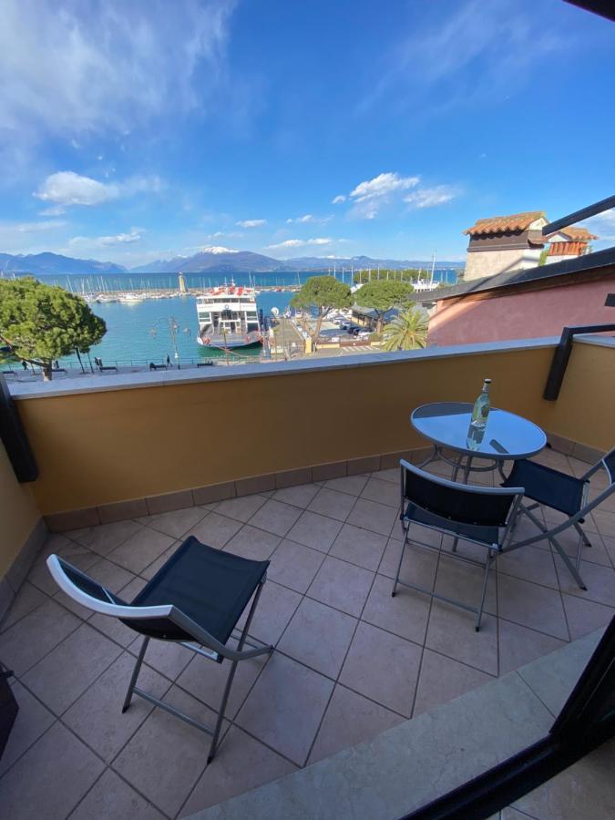 Molino Apartments Desenzano del Garda Bagian luar foto