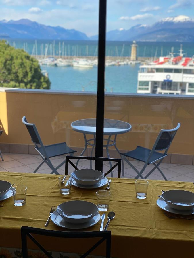Molino Apartments Desenzano del Garda Bagian luar foto