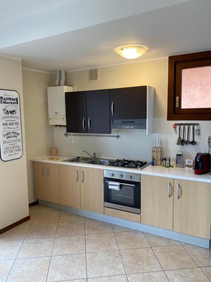 Molino Apartments Desenzano del Garda Bagian luar foto